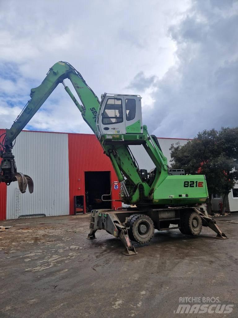 Sennebogen 821 E Hjulgrävare