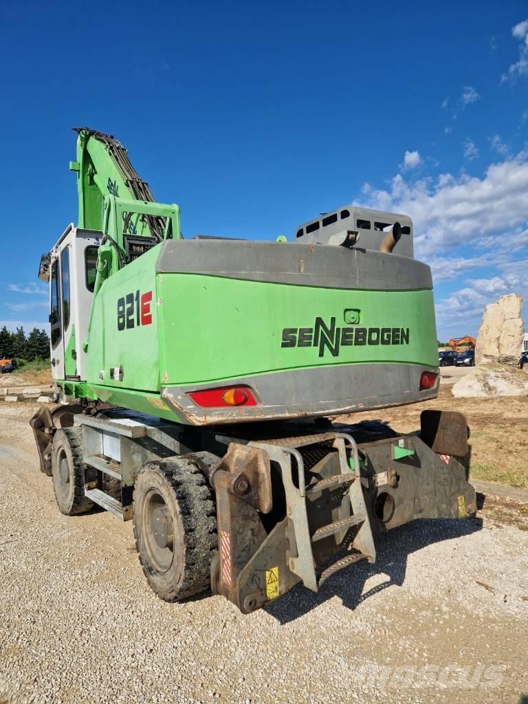Sennebogen 821 E Hjulgrävare