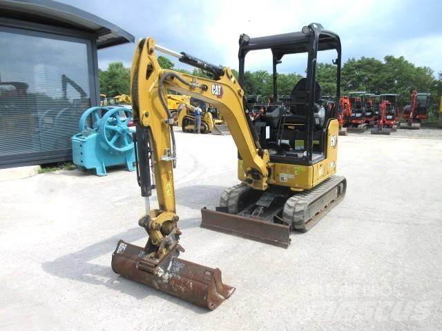 CAT 302 CR Minigrävare < 7t