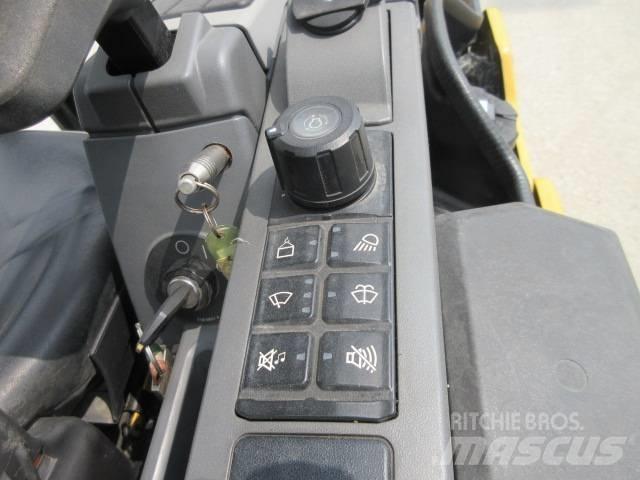 CAT 302 CR Minigrävare < 7t