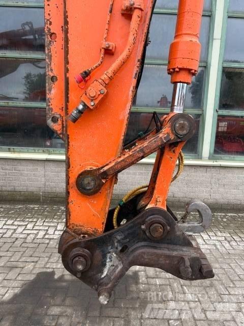 Hitachi ZX 210 LC-3 Bandgrävare