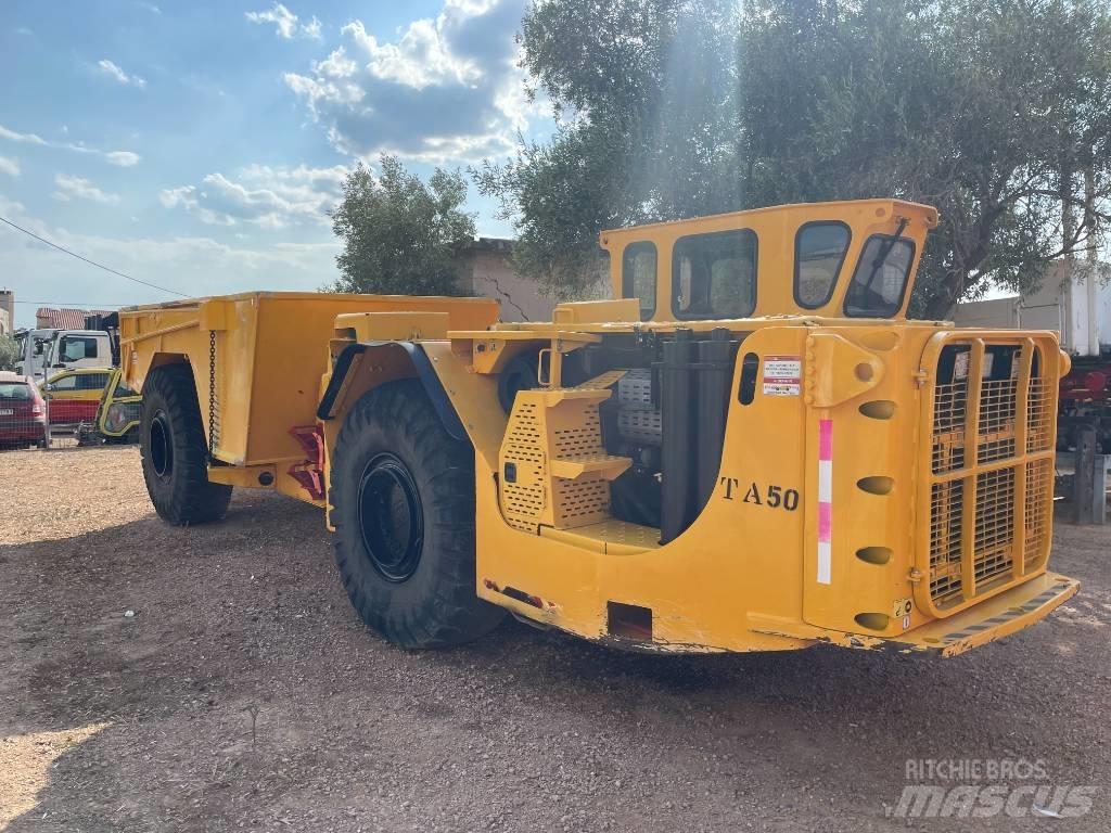 Atlas Copco MT2010 Truckar och lastare för gruvor