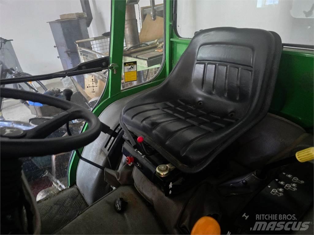 John Deere 4110 Traktorer