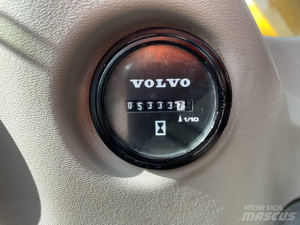 Volvo ECR 235 Bandgrävare