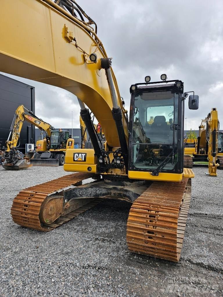 CAT 320 Bandgrävare