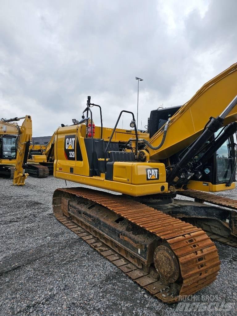 CAT 320 Bandgrävare