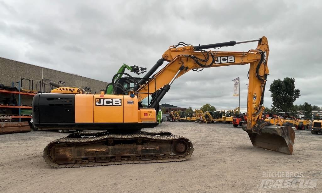 JCB JS 220 Bandgrävare