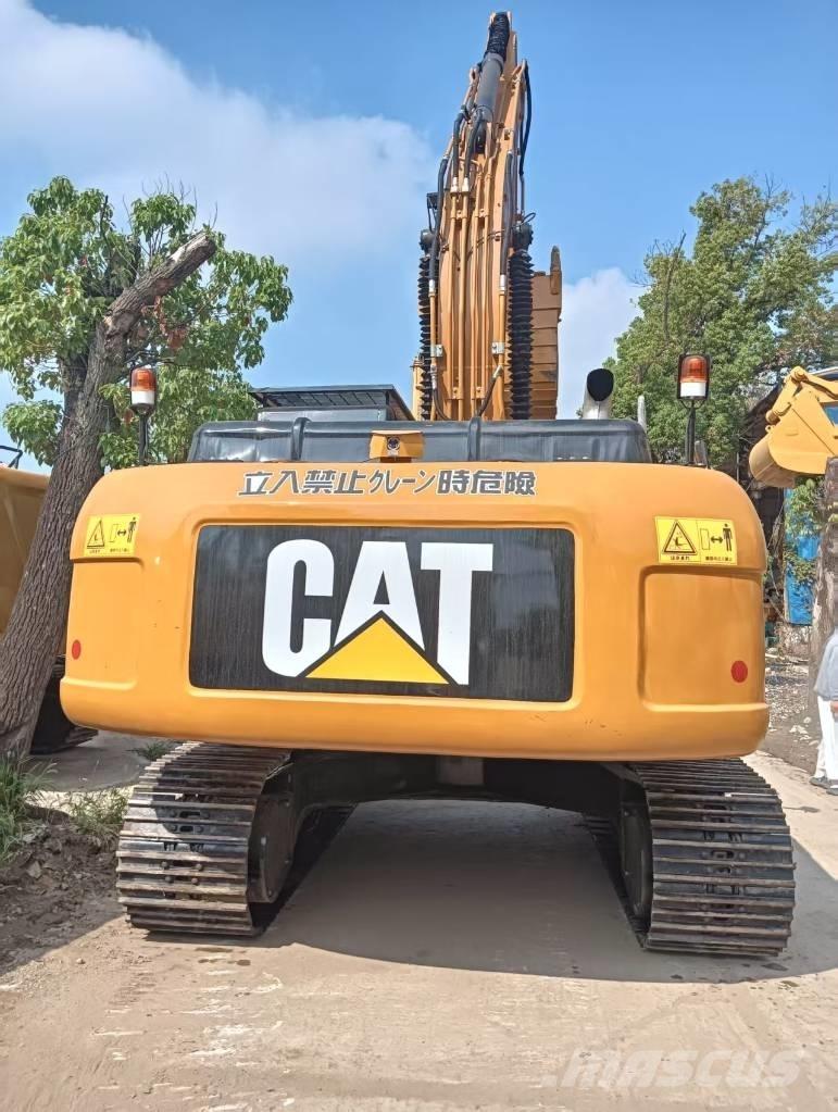 CAT 330 D Bandgrävare