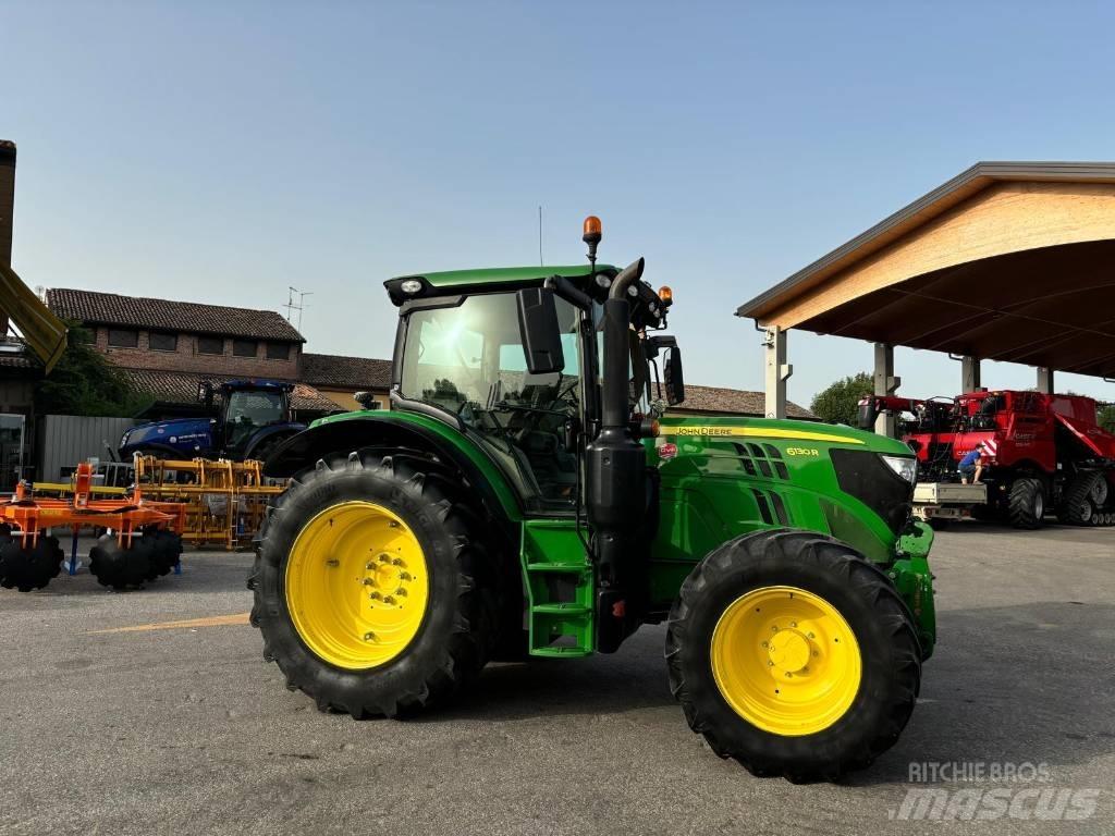 John Deere 6130 R Traktorer