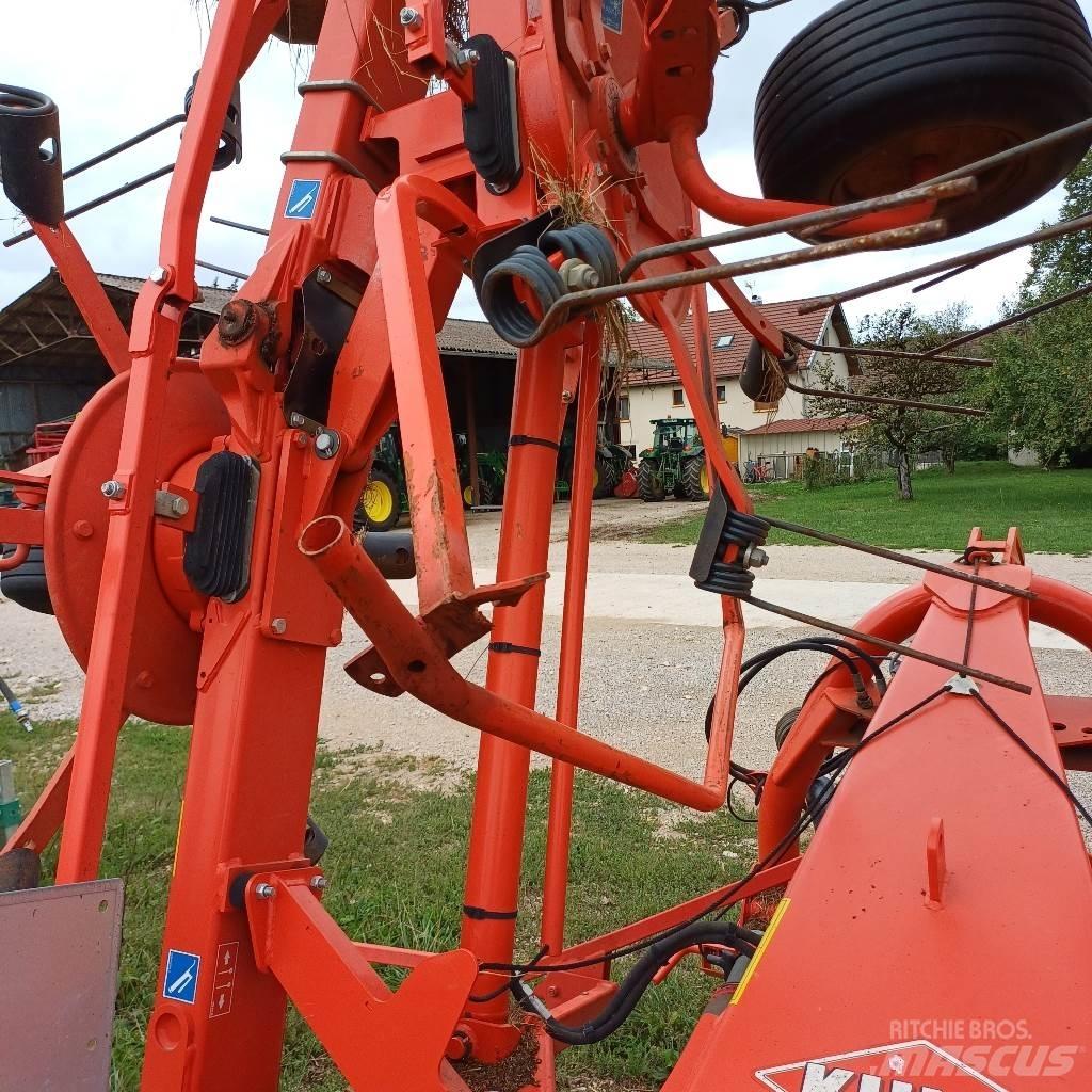 Kuhn GF 8702 Vändare och luftare