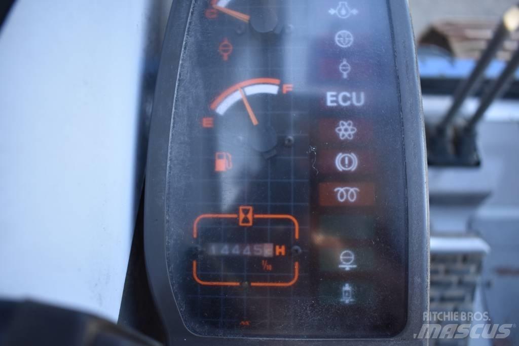 Hitachi SCX700 Bangående Kranar
