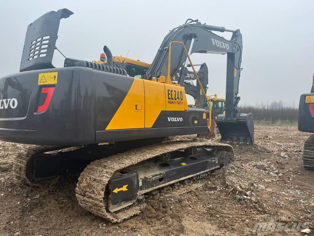Volvo EC240BLC Bandgrävare