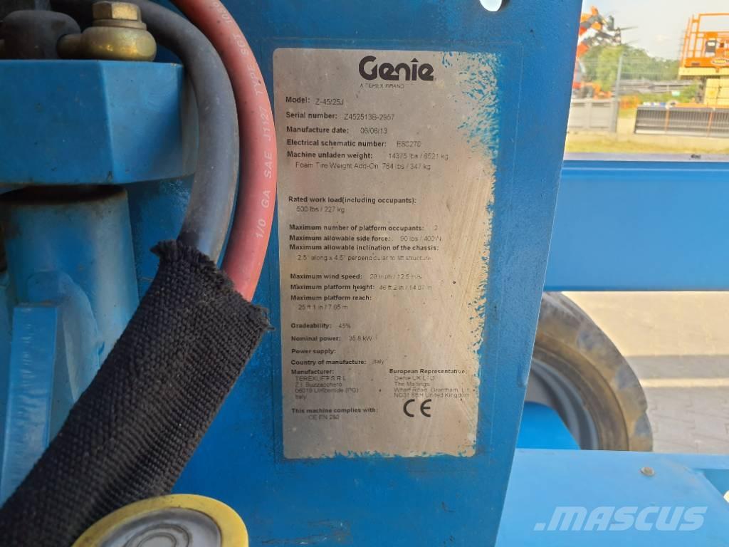 Genie Z45/25JRT Bomliftar