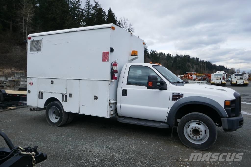 Ford F 550 Plogbilar