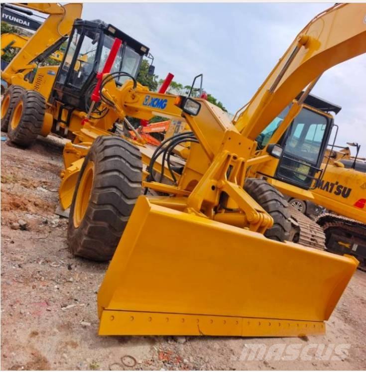 XCMG GR 215 Väghyvlar