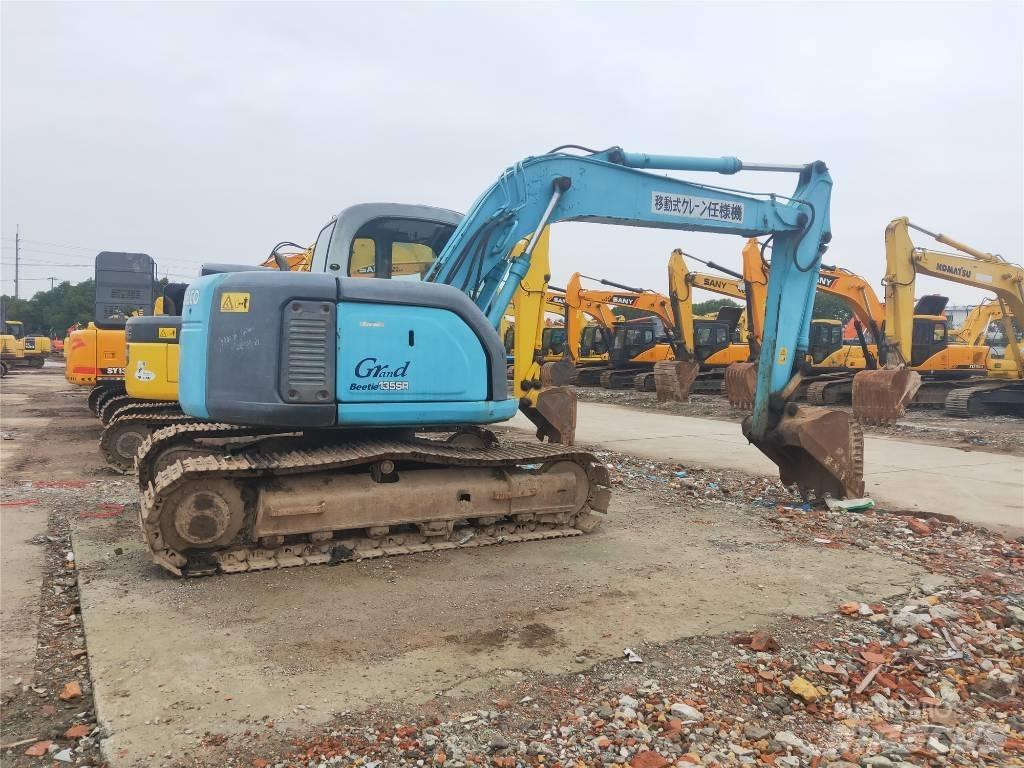 Kobelco SK 135 SR Bandgrävare