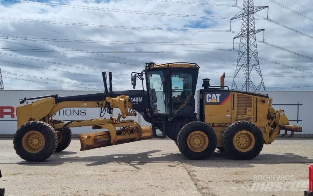 CAT 140 M Väghyvlar