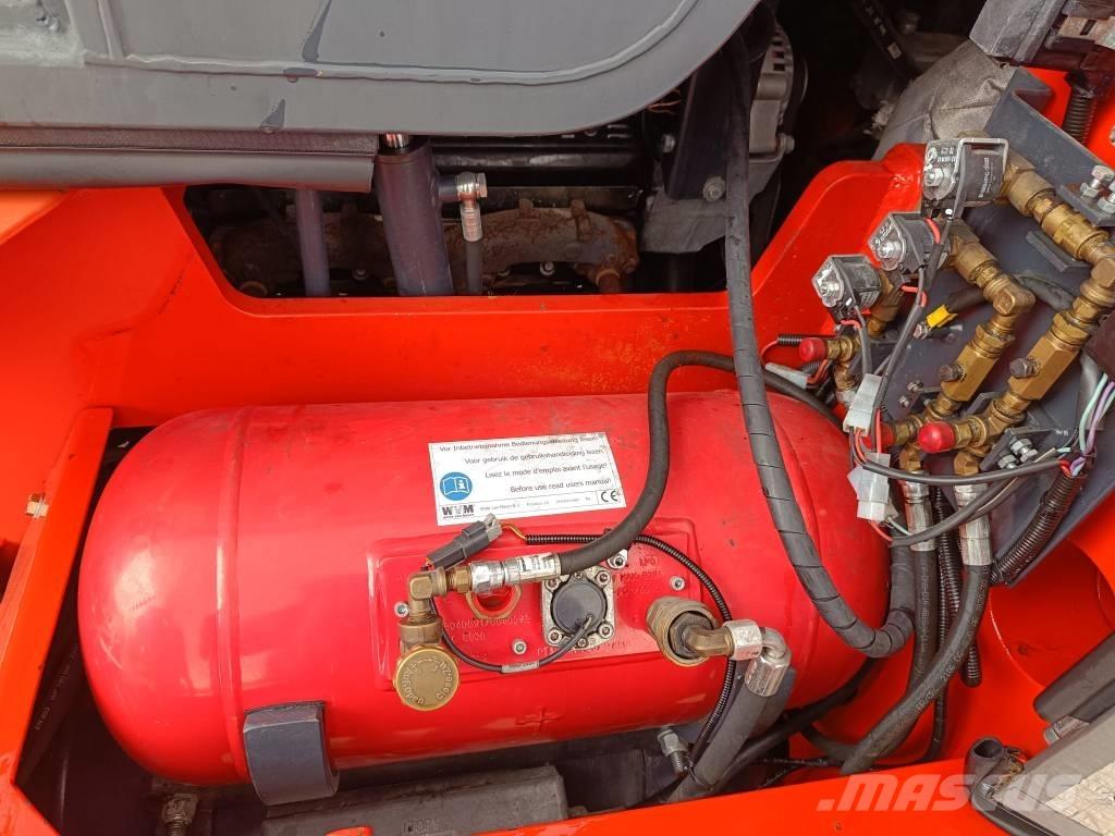 Mora M160C Gasolmotviktstruckar