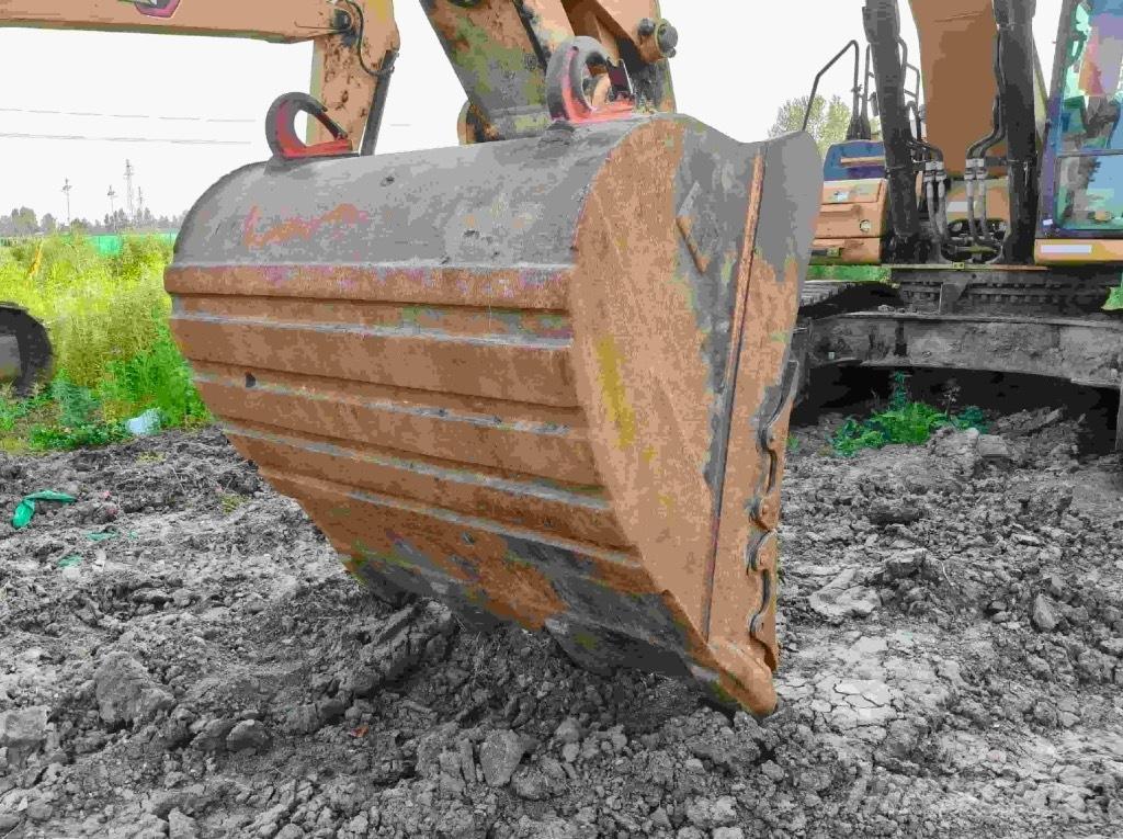 CAT 336 Bandgrävare