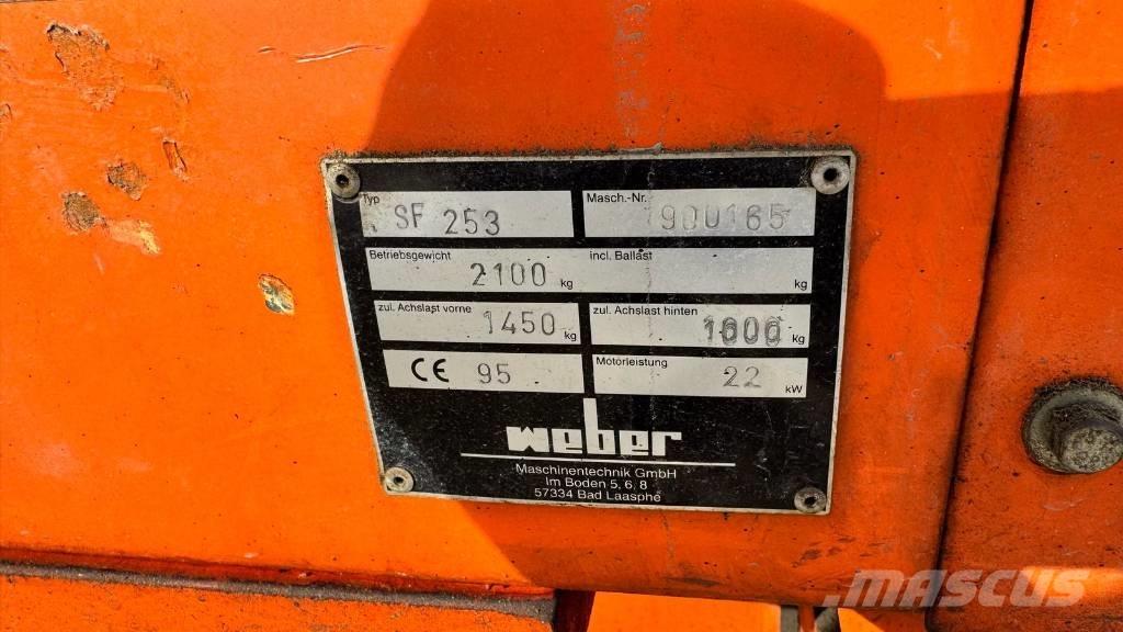 Weber SF253 Asfaltsskärare