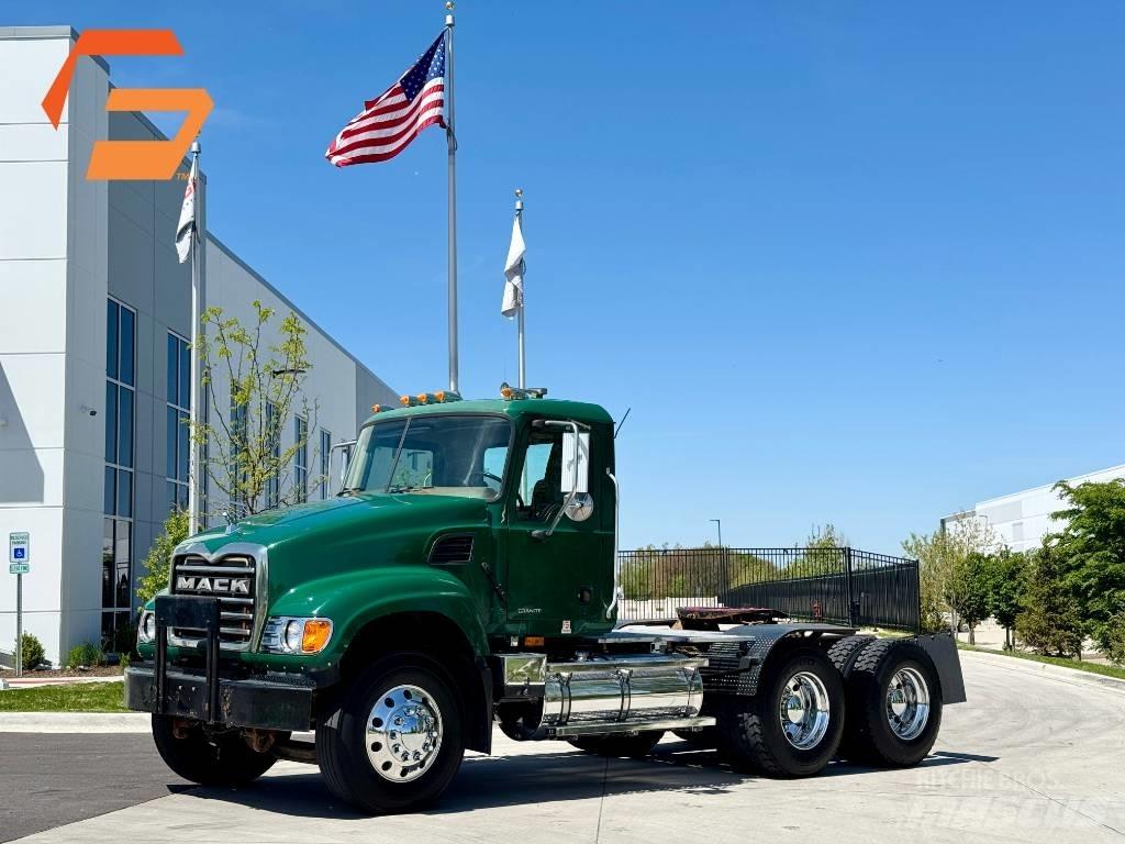 Mack Granite CV713 Dragbilar