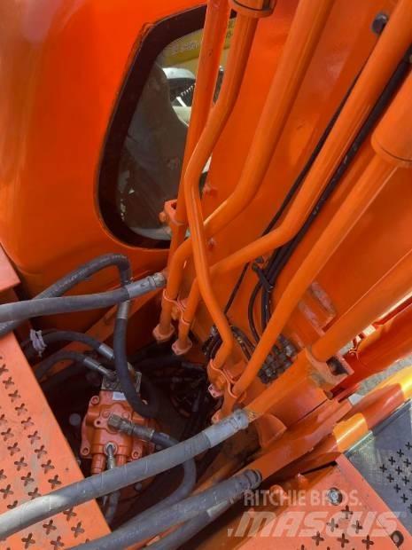 Doosan DX225LC-9C Bandgrävare