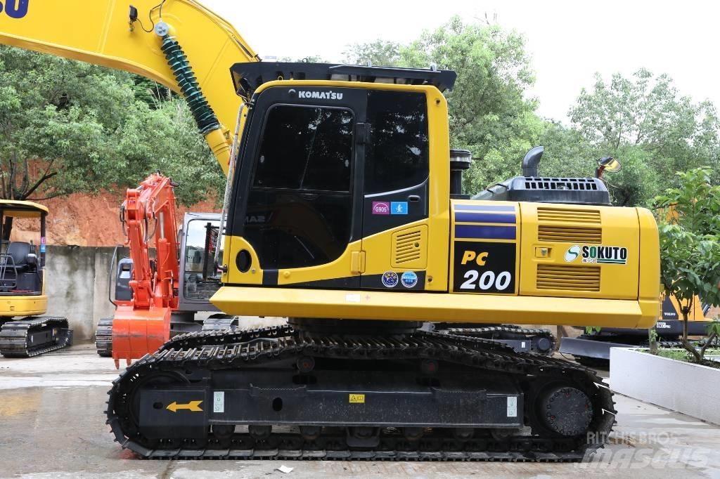 Komatsu PC 200-8 Minigrävare < 7t