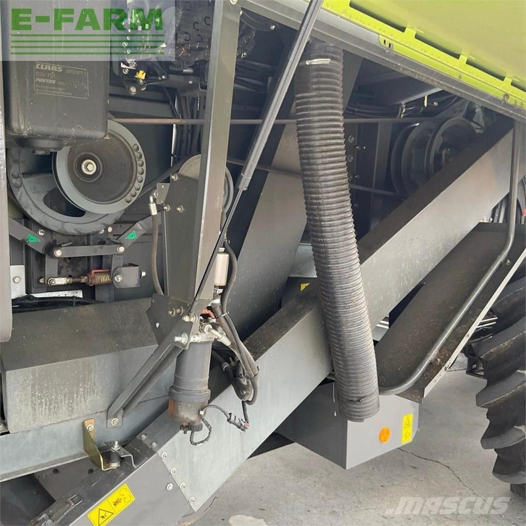 CLAAS AVERO 240 Skördetröskor