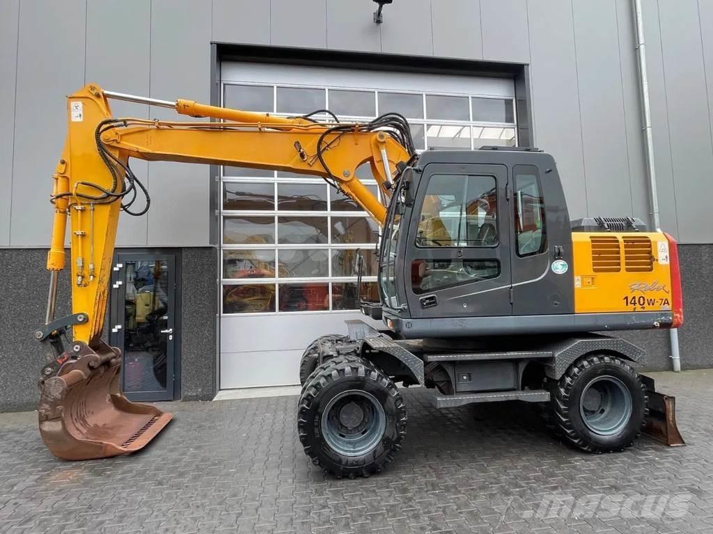 Hyundai R140W-7A Hjulgrävare