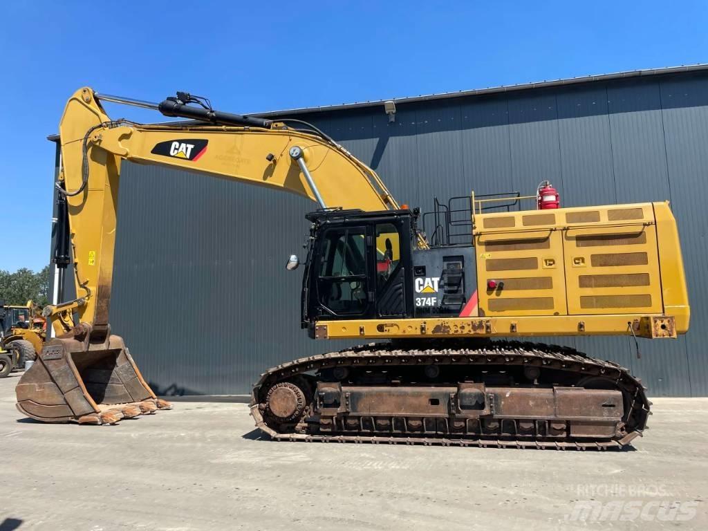 CAT 374F L Bandgrävare