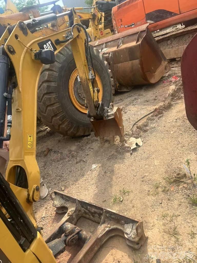 CAT 301.7 Minigrävare < 7t