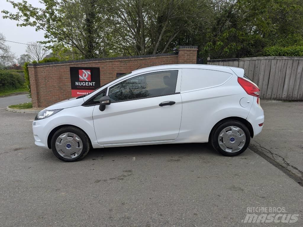 Ford Fiesta Van Lätta skåpbilar