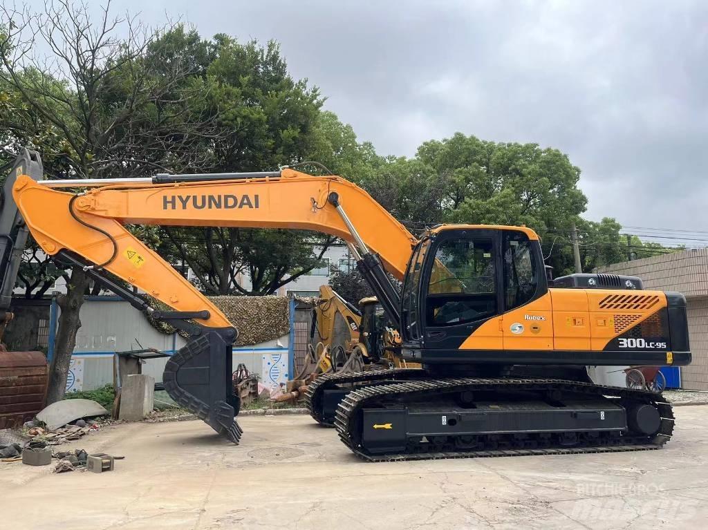 Hyundai R300LC-9S Bandgrävare