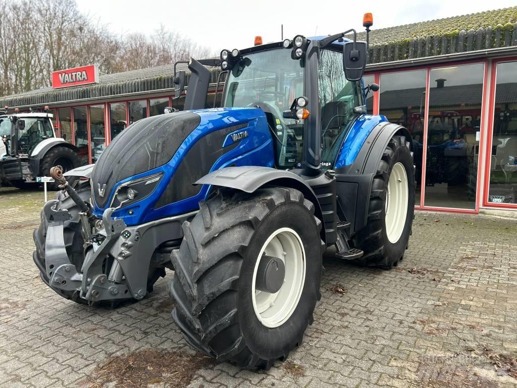 Valtra T 214 Versu Traktorer