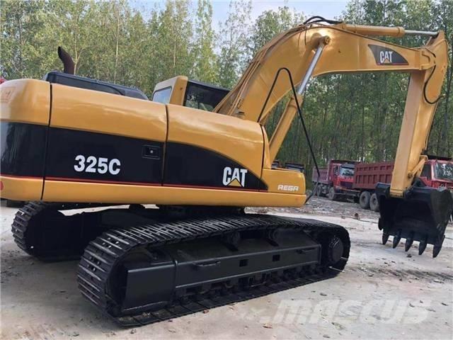 CAT 325C Bandgrävare