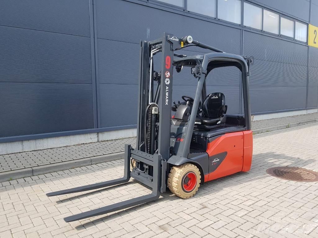 Linde E18 Elmotviktstruckar