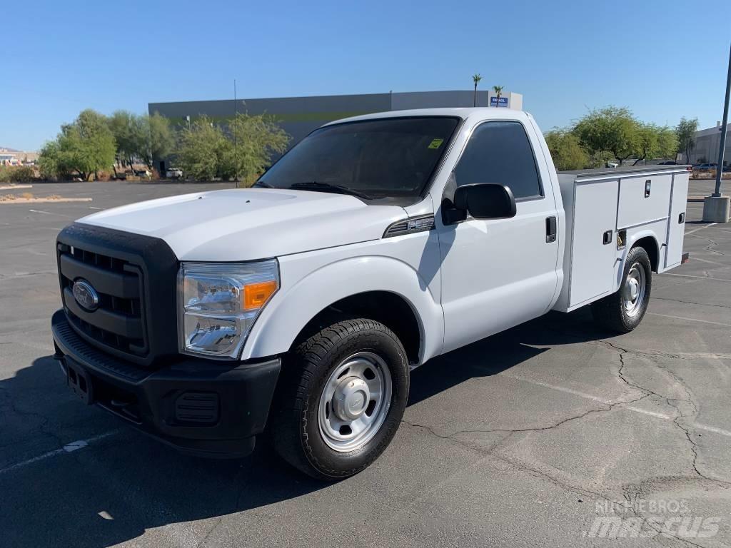 Ford F 350 HD Plogbilar