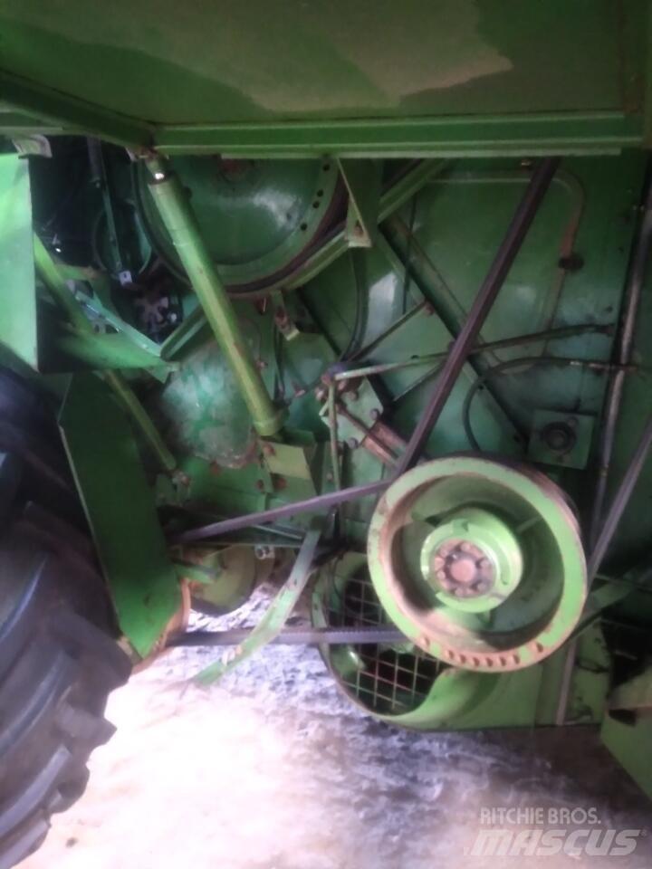 John Deere 1065 Skördetröskor