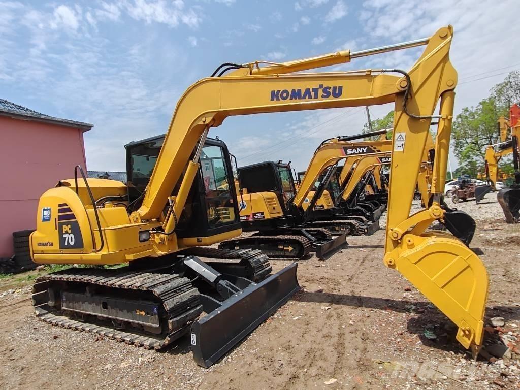 Komatsu PC 70 Midigrävmaskiner 7t - 12t