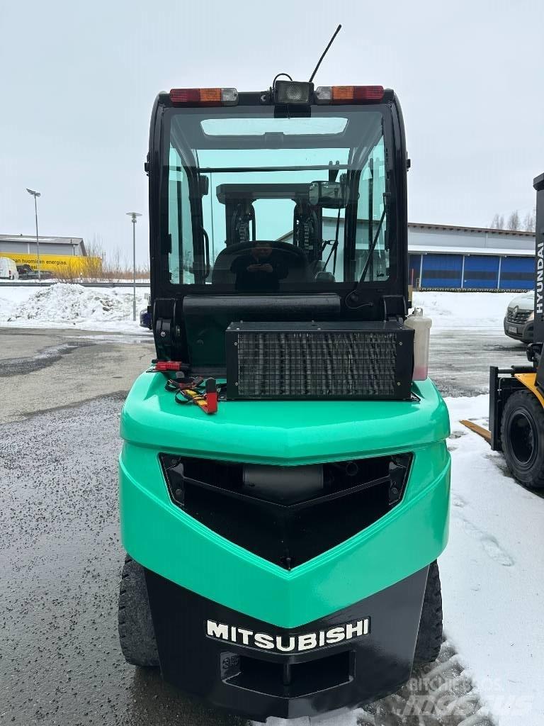 Mitsubishi FD 35 N Dieselmotviktstruckar