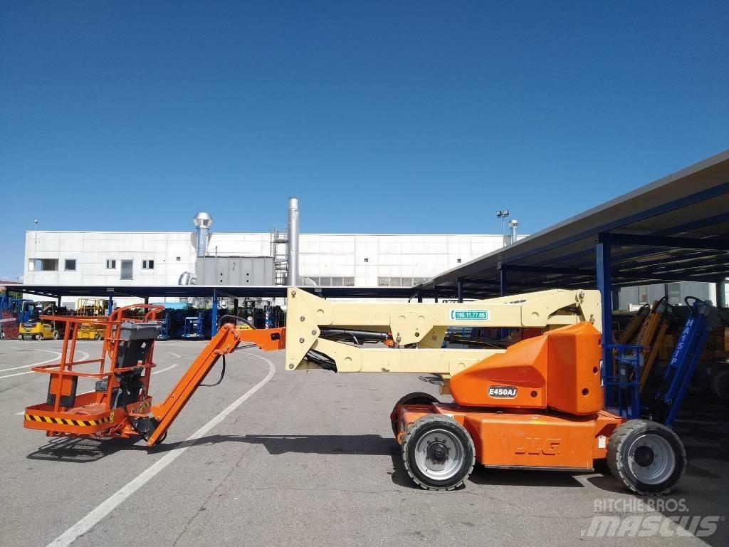 JLG E 450 AJ Bomliftar