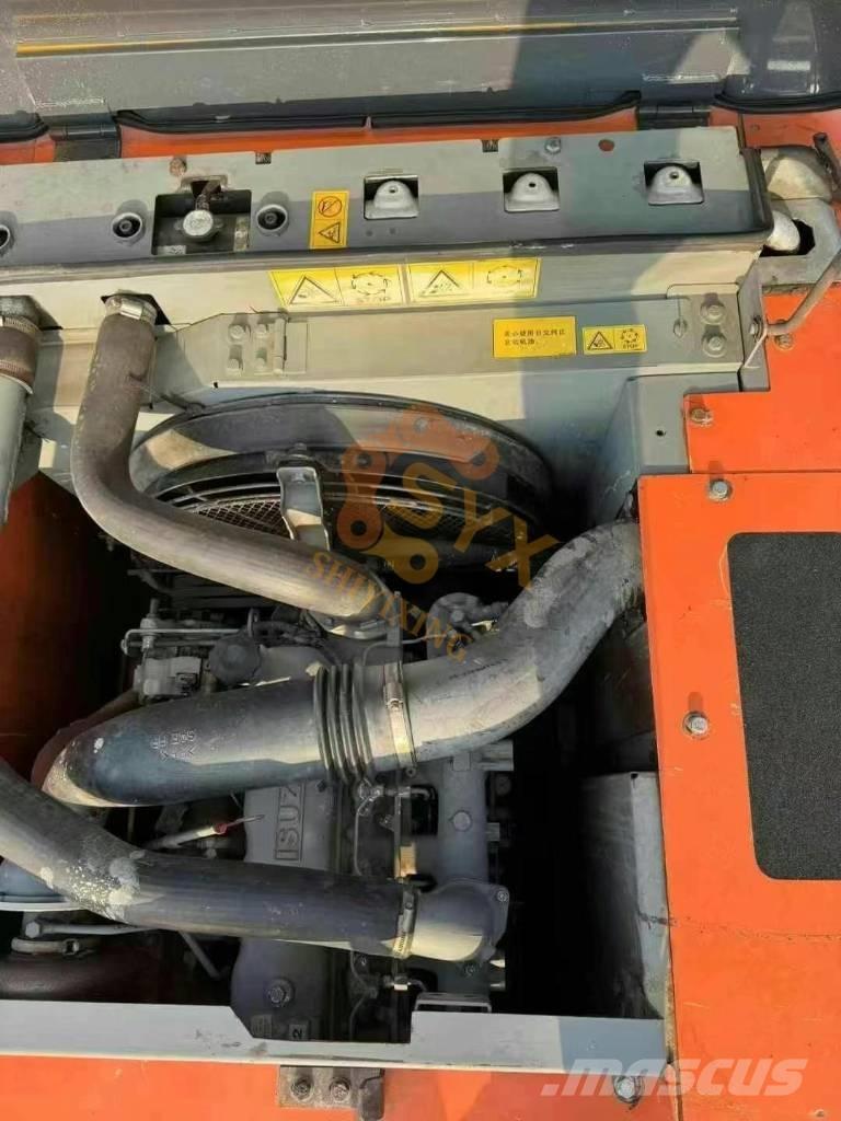 Hitachi ZX 200 Bandgrävare