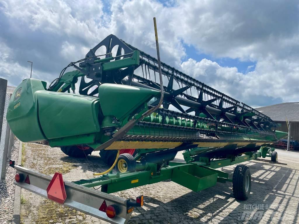 John Deere S 690 i Skördetröskor
