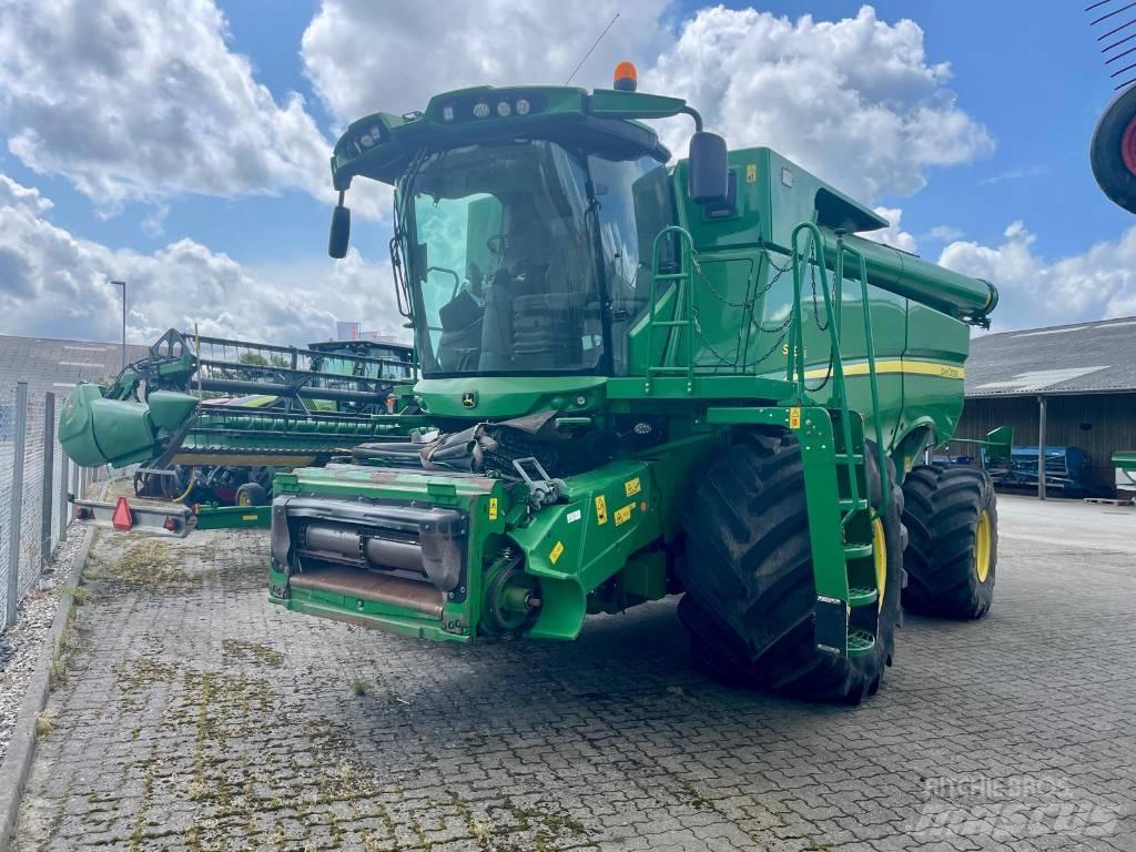 John Deere S 690 i Skördetröskor