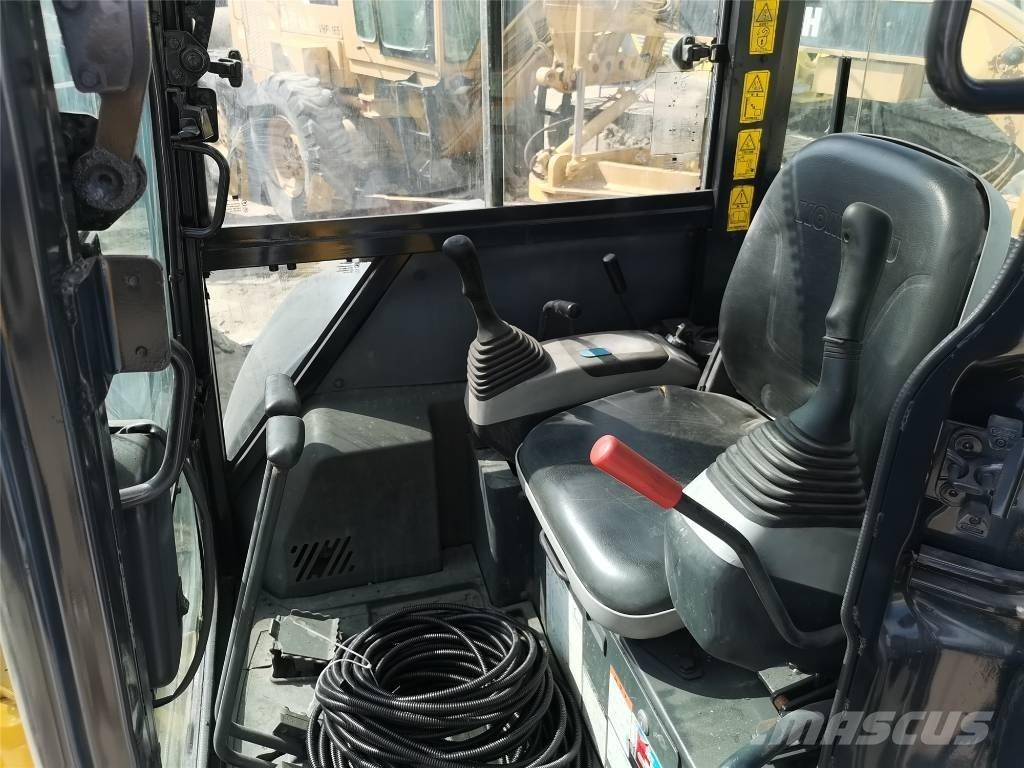 Komatsu PC35 Minigrävare < 7t