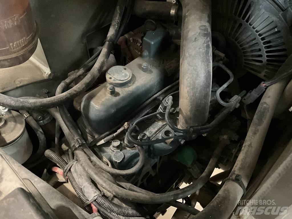 Ausa D 100 AHA Minidumprar
