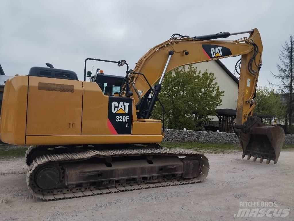 CAT 320 FL Bandgrävare