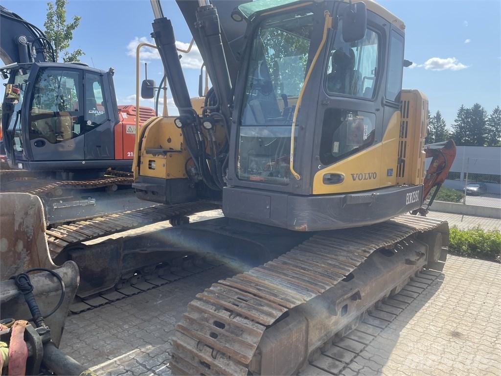 Volvo ECR 235 C L Bandgrävare