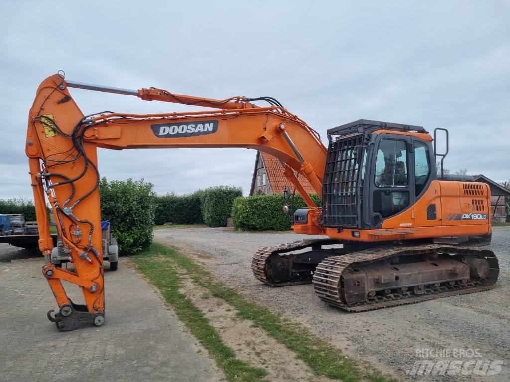 Doosan DX 180 LC-3 Bandgrävare