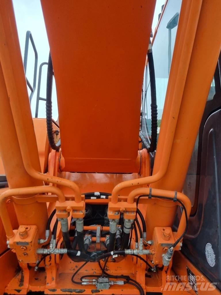 Doosan DX 180 LC-3 Bandgrävare